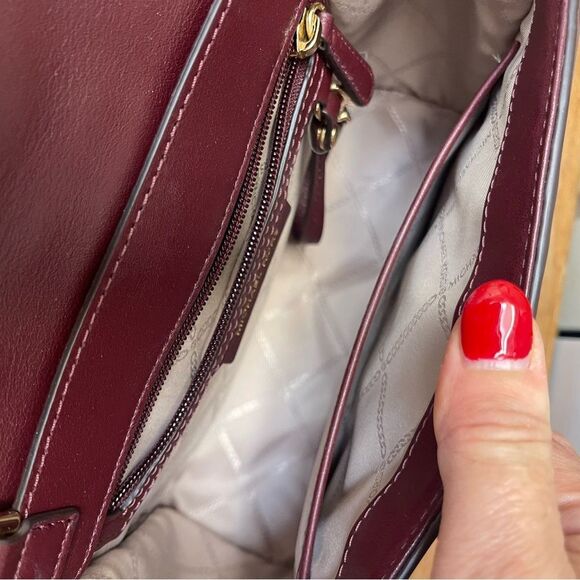 Michael Kors Multicolor Chevron Crossbody Bag - Picture 15 of 15